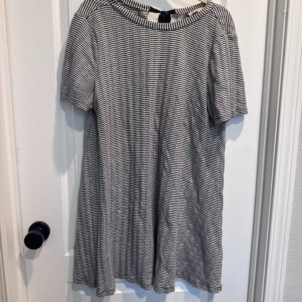 Loft black and white houndstooth dress